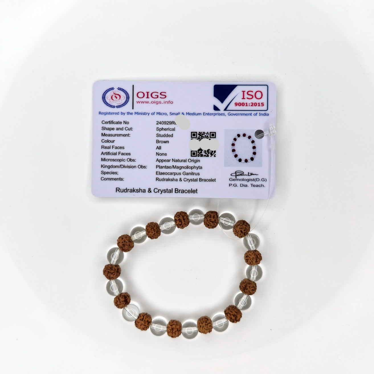 Rudraksha Sphatik Bracelet Close Up Detail – Ramaya Tatva