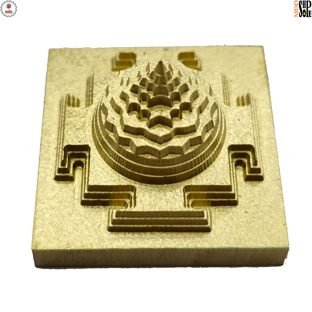 Gold Plated Meru Shri Yantra – Side Profile View
