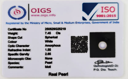Natural certified Pearl Moti gemstone white Moon stone

Close up natural pearl round shape lab certified

Certified Moti stone with authenticity report

Premium white pearl Moon gemstone for astrology